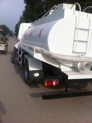 山西大同三輪吸糞車 結構、工作原理與價格分析